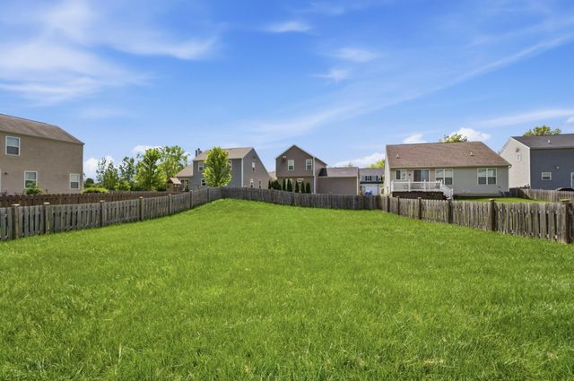 2439 Angelfire Drive, Grove City, OH 43123