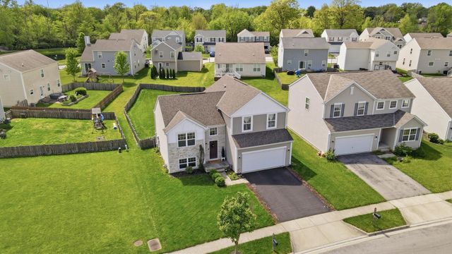 2439 Angelfire Drive, Grove City, OH 43123