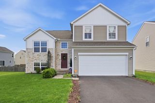 2439 Angelfire Drive, Grove City, OH 43123
