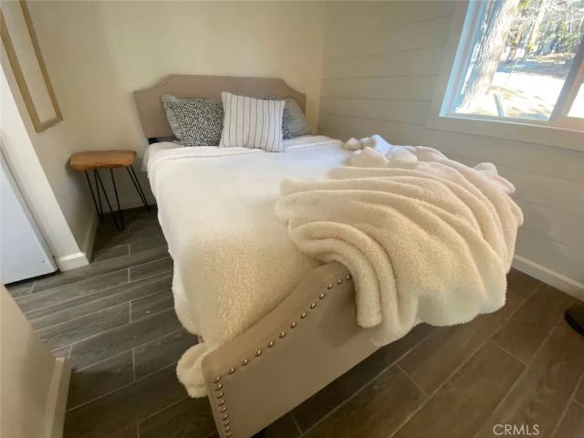 33012 Donner, Running Springs, CA 92308