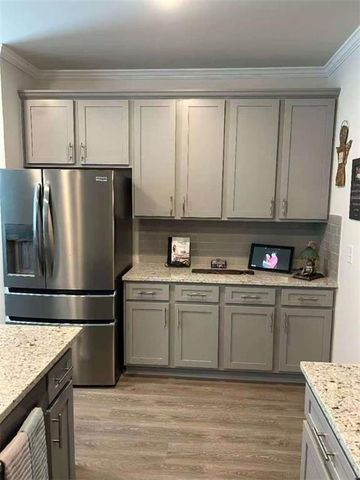 3925 Runnel Hill, Gainesville, GA 30506