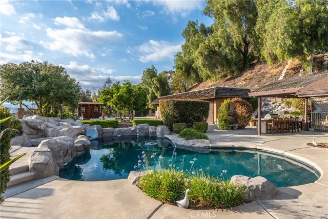 11977 San Timoteo Canyon, Redlands, CA 92373