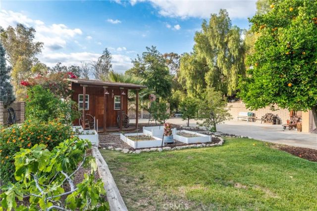 11977 San Timoteo Canyon, Redlands, CA 92373