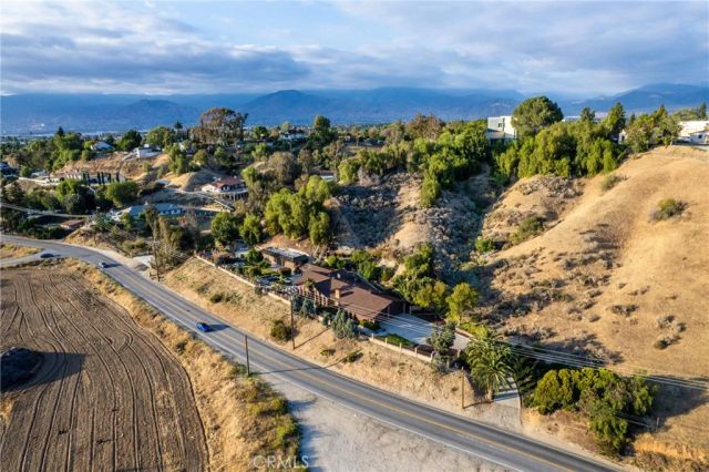 11977 San Timoteo Canyon, Redlands, CA 92373