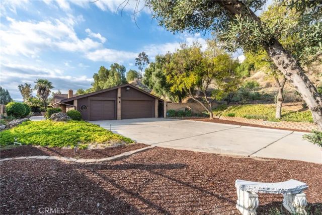 11977 San Timoteo Canyon, Redlands, CA 92373