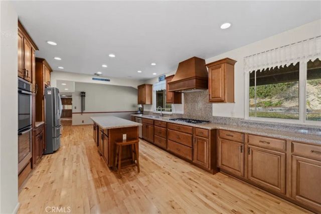 11977 San Timoteo Canyon, Redlands, CA 92373