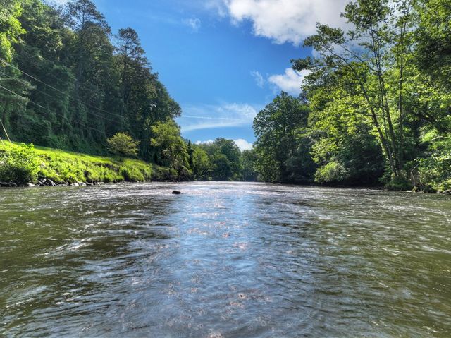 658 Navaho Way, Ellijay, GA 30540