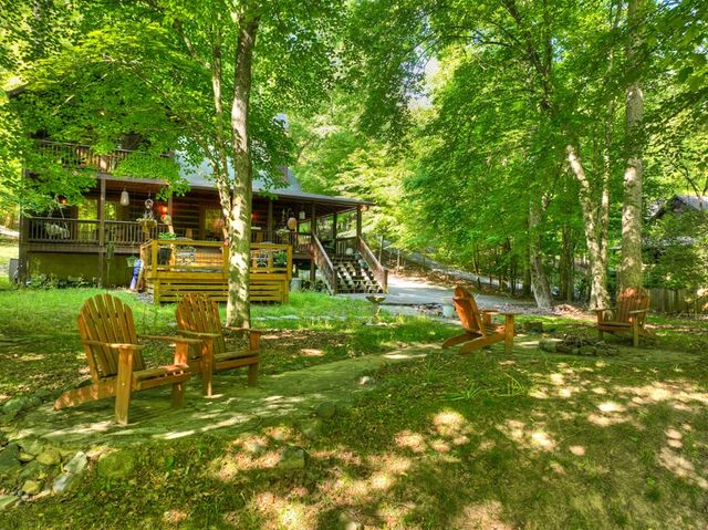 658 Navaho Way, Ellijay, GA 30540