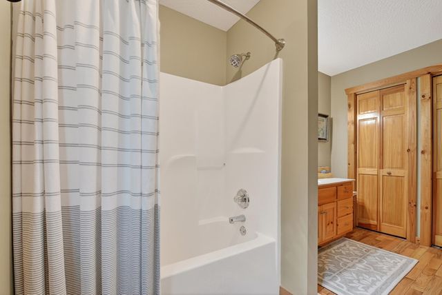658 Navaho Way, Ellijay, GA 30540