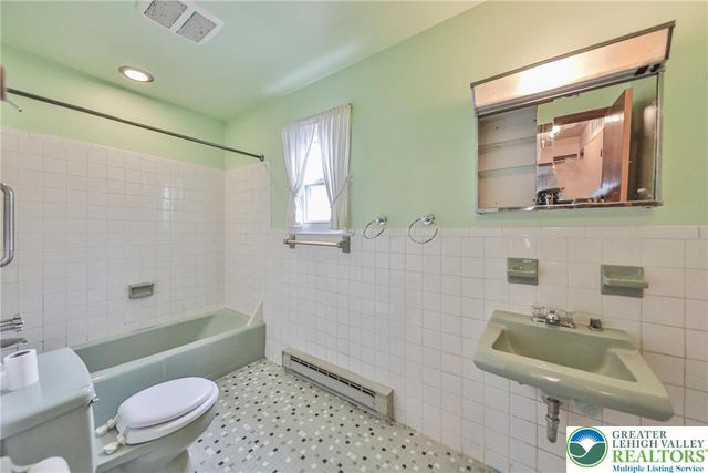 4745 Bayard Street, Bethlehem Twp, PA 18045