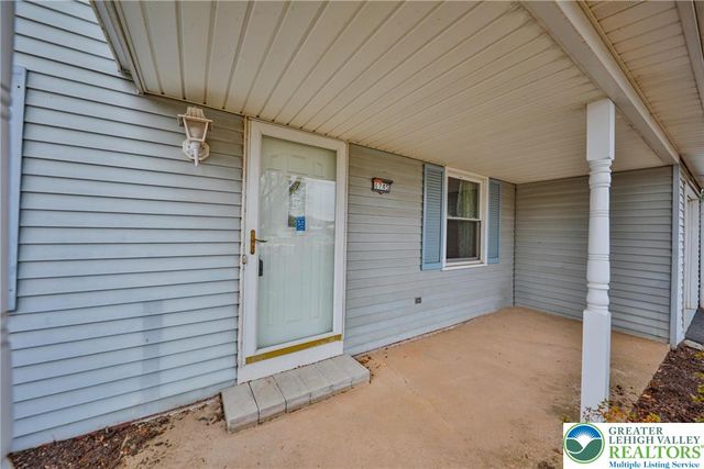 4745 Bayard Street, Bethlehem Twp, PA 18045