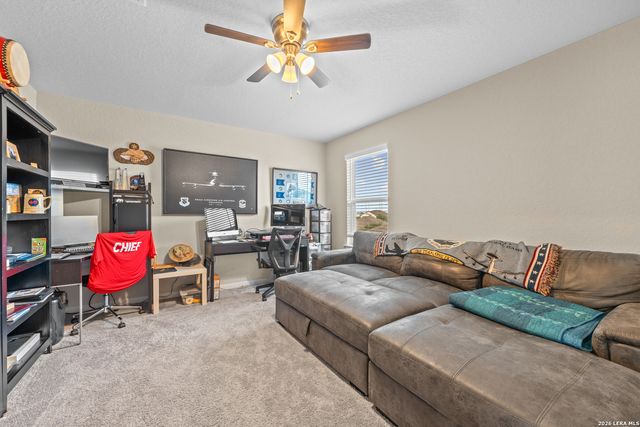 10330 LUNEVILLE LN, Schertz, TX 78154
