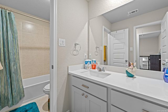 10330 LUNEVILLE LN, Schertz, TX 78154