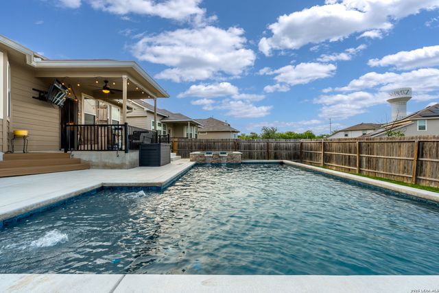 10330 LUNEVILLE LN, Schertz, TX 78154