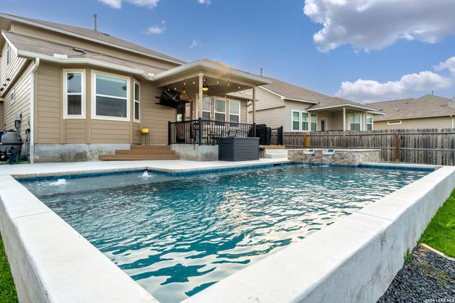 10330 LUNEVILLE LN, Schertz, TX 78154