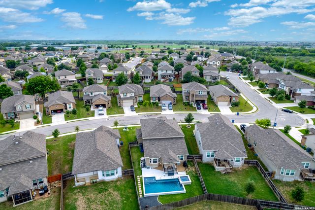 10330 LUNEVILLE LN, Schertz, TX 78154