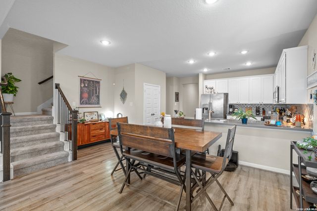 10330 LUNEVILLE LN, Schertz, TX 78154