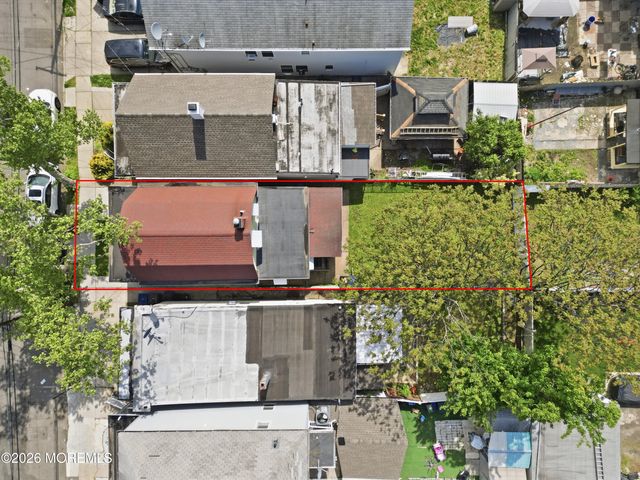 339 Lawrie Street, Perth Amboy City, NJ 08861