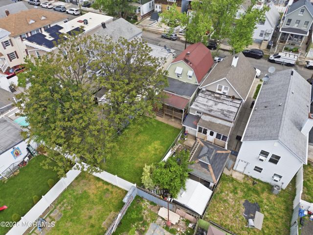 339 Lawrie Street, Perth Amboy City, NJ 08861