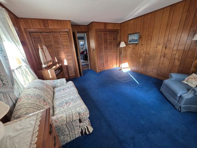 54 Grant Avenue, Somerset, MA 02726