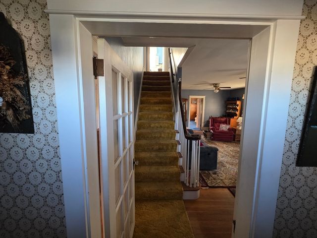 54 Grant Avenue, Somerset, MA 02726