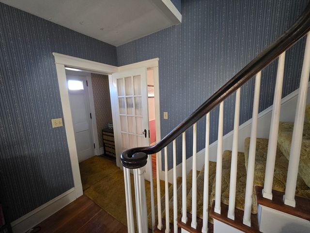 54 Grant Avenue, Somerset, MA 02726