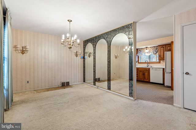 410 WOODLAWN AVE, Newark, DE 19711