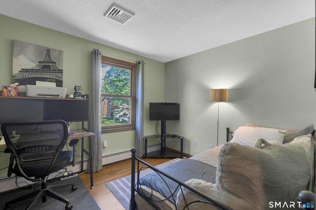 86 Carriage Way, Windsor, CT 06095