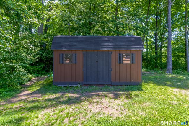 86 Carriage Way, Windsor, CT 06095
