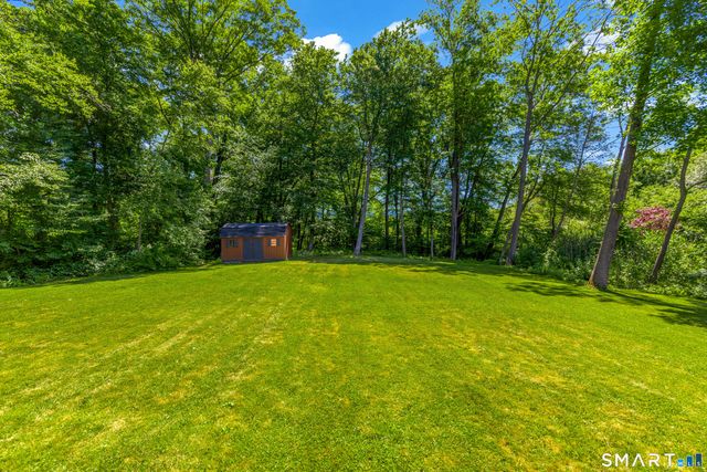 86 Carriage Way, Windsor, CT 06095