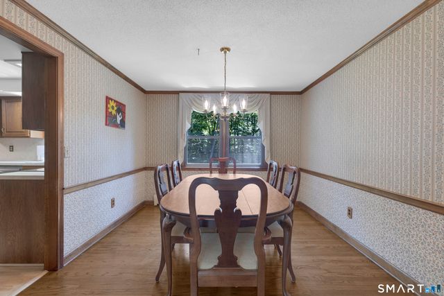 86 Carriage Way, Windsor, CT 06095