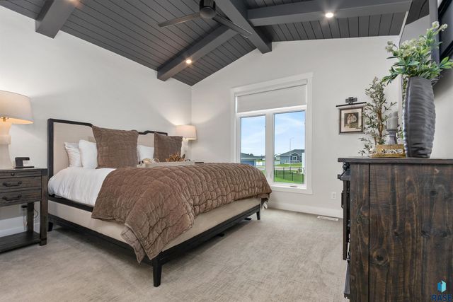 2705 N Pickerel Cir Circle, Tea, SD 57064