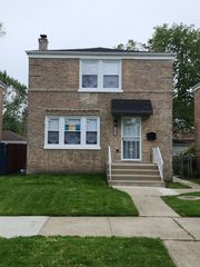 939 W 123rd Street, Calumet Park, IL 60827