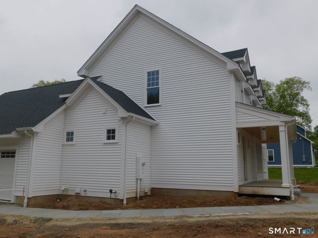 558 Lazy Lane, Southington, CT 06489