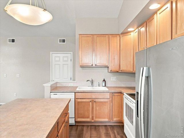 1977 Grays Peak Drive 201, Loveland, CO 80538