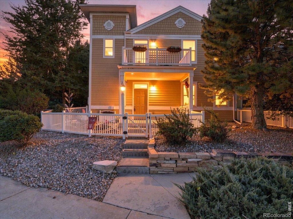 1977 Grays Peak Drive 201, Loveland, CO 80538