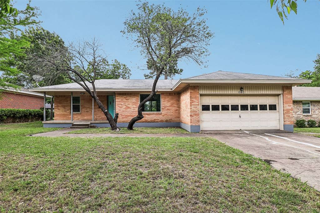 318 Harman Street, Duncanville, TX 75116