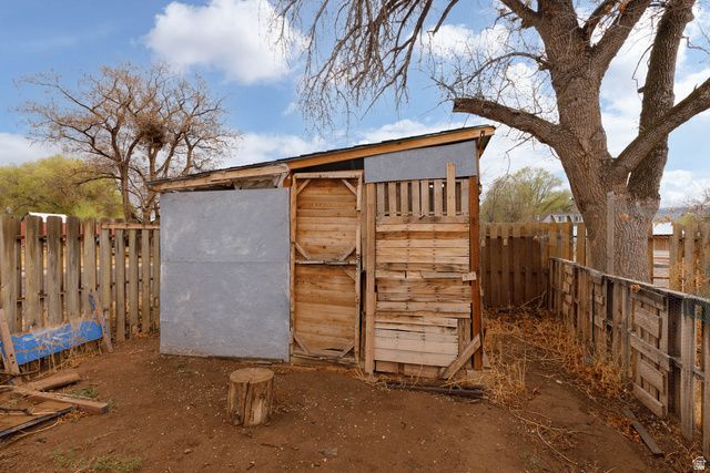 111 S 200 W, Aurora, UT 84620