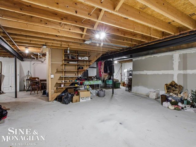 44619 Patricia Dr Drive, Sterling Heights, MI 48314