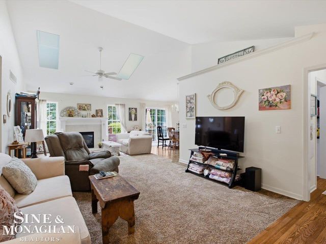 44619 Patricia Dr Drive, Sterling Heights, MI 48314