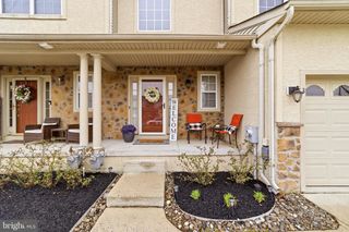 3 GLACIER DR, Berlin, NJ 08009