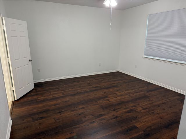 260 Bexar Drive, Lewisville, TX 75067