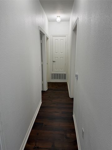 260 Bexar Drive, Lewisville, TX 75067