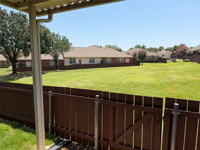 260 Bexar Drive, Lewisville, TX 75067