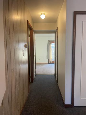 141 Beacon Run W, 26E, Columbus, OH 43228