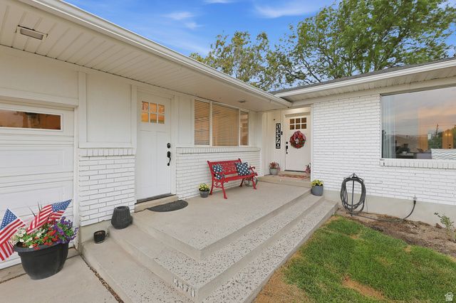13370 S TRESTLE LN, Riverton, UT 84065