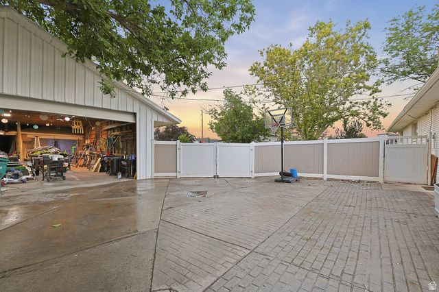 13370 S TRESTLE LN, Riverton, UT 84065