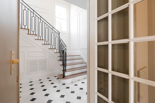 54 Church Street, Charleston, SC 29401