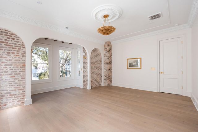 54 Church Street, Charleston, SC 29401