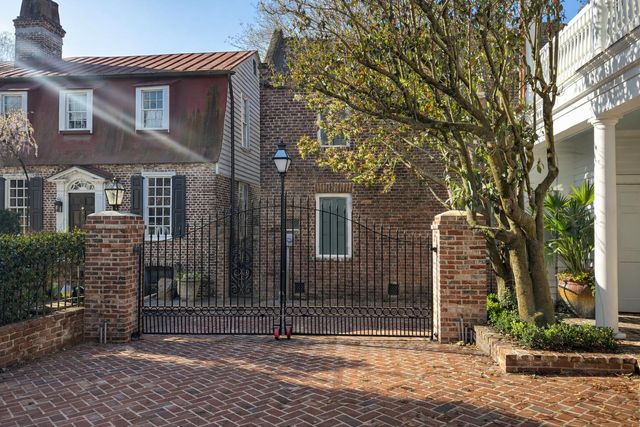 54 Church Street, Charleston, SC 29401